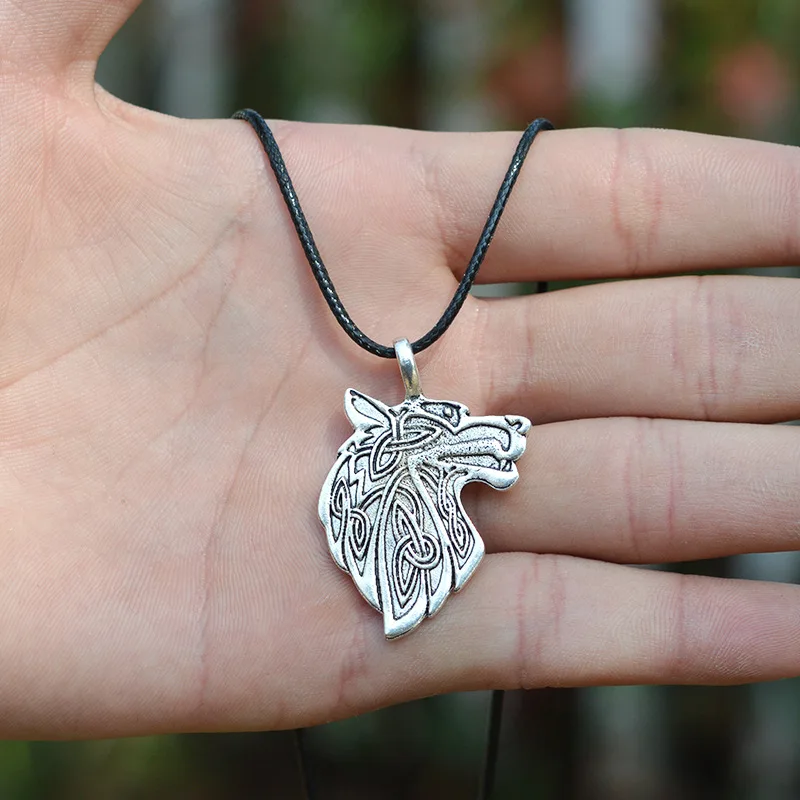 

Fashion Trendy Viking Series Fox Wolf Eagle Necklace Collar Pendant Charm Chain Necklace For Women Men Gifts Jewelry Accessories