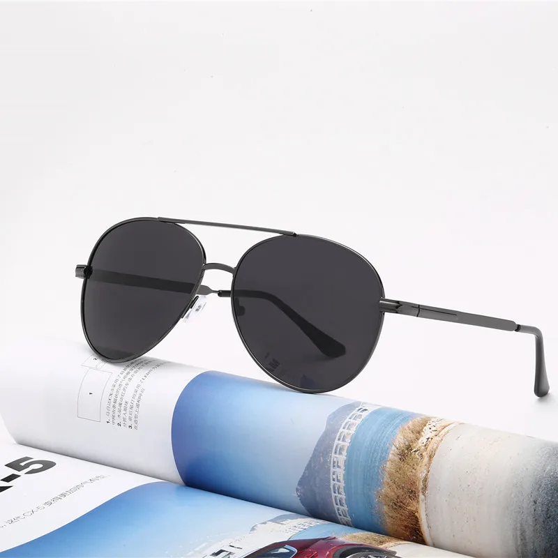 

Men's driving color-changing polarized sunglasses, fishing standard sunglasses, outdoor high-definition driving glasses