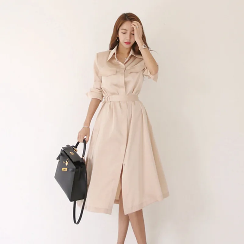 Женское однобортное платье средней длины с отложным воротником Осень-зима