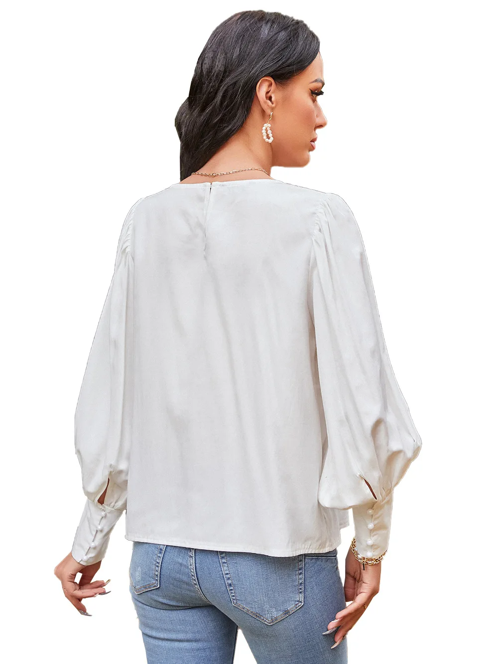 

2021 Summer new style European and American round neck long-sleeved lamb shank sleeve top women's fashion all-match