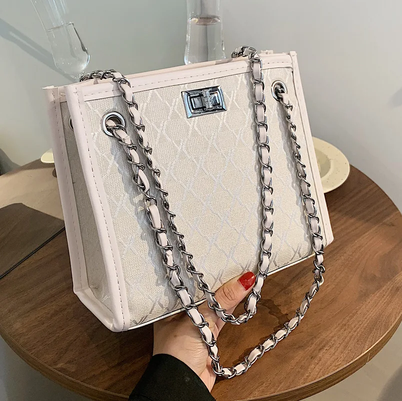 

Brand Trends Women Shoulder bags Small Crossbody Bags for Woman 2021 Female Luxury Chain Handbags and Purses luxury designer