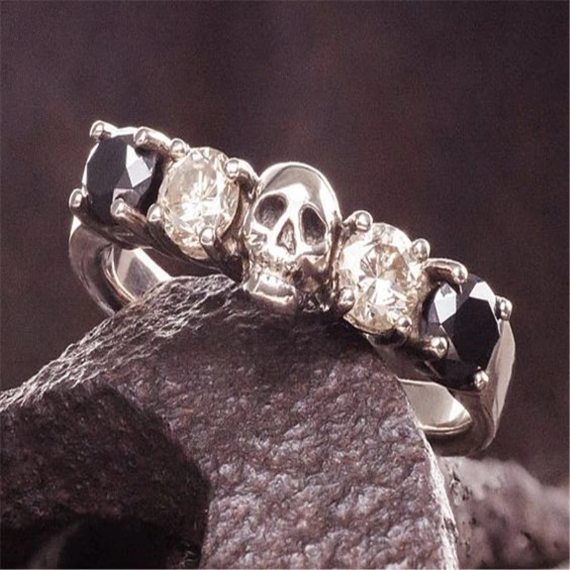 

New DesignVintage Skull Ring for Men Women Filled Punk Black White Zircon Skeleton Rock Party Fashion Jewelry