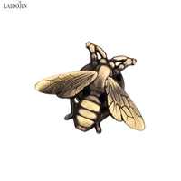 laidojin funny bronze bee brooch pin for mens suit coat badge pins jewelry lapel pin gift novelty animal shirt accessories