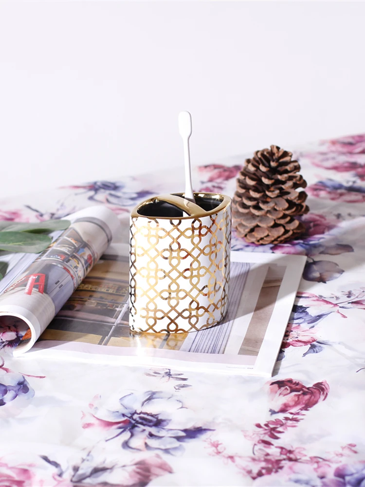

Golden Luxury Court Style Ceramic Toothbrush Holder for Bathroom Toothpaste Holder Cups
