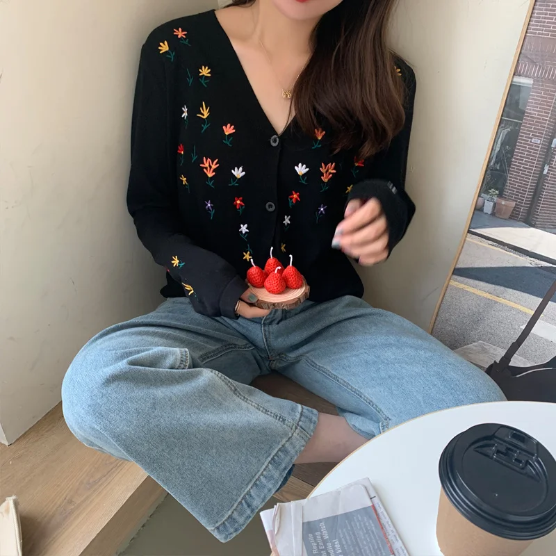 

2021 Свободная верхняя одежда с V-образным вырезом и цветами