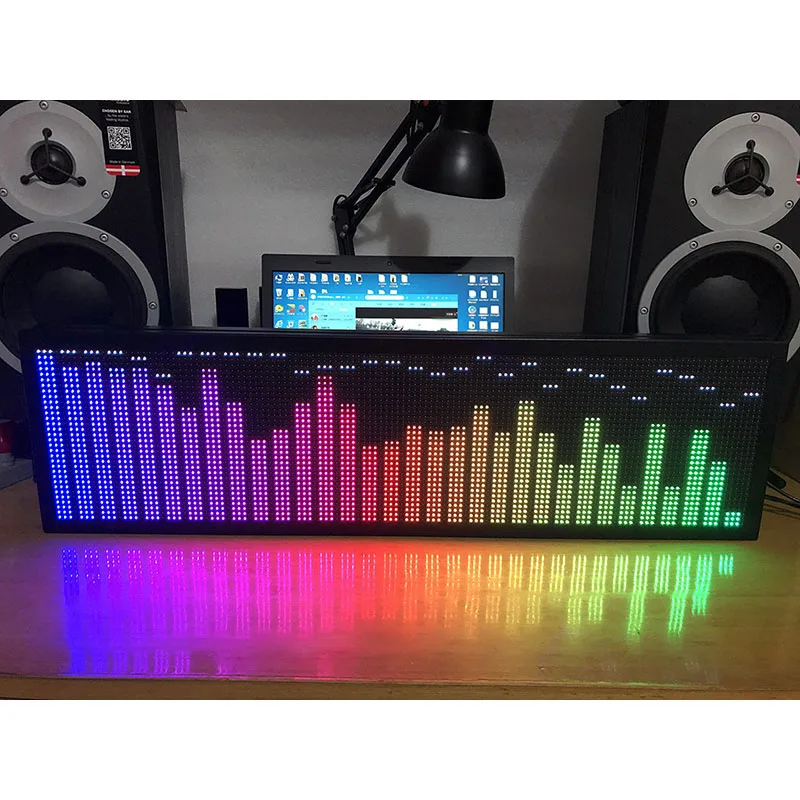 

2022 new P5 P2.5 professional full color RGB voice control remote control music spectrum display KTV rhythm light 160 mode