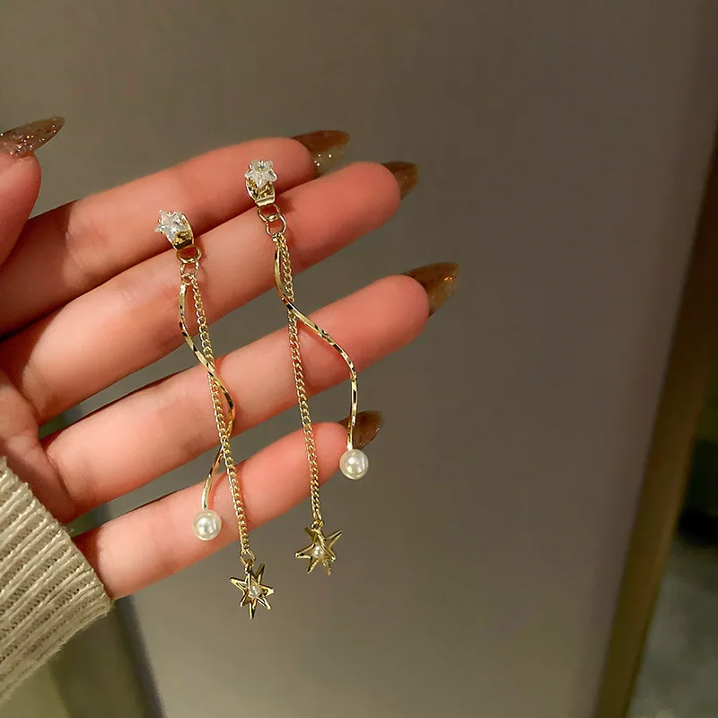 

Корейские циркониевые украшения, жемчужные звезды, длинные висячие серьги с кисточками для женщин, новинка 2021, модные серьги, Женский фотоп...