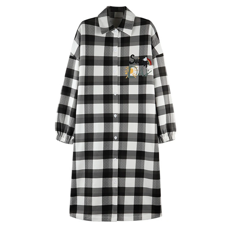 

Autumn and winter long-sleeved black and white plaid cotton long nightdress, casual and comfortable, can be worn outside SJ060