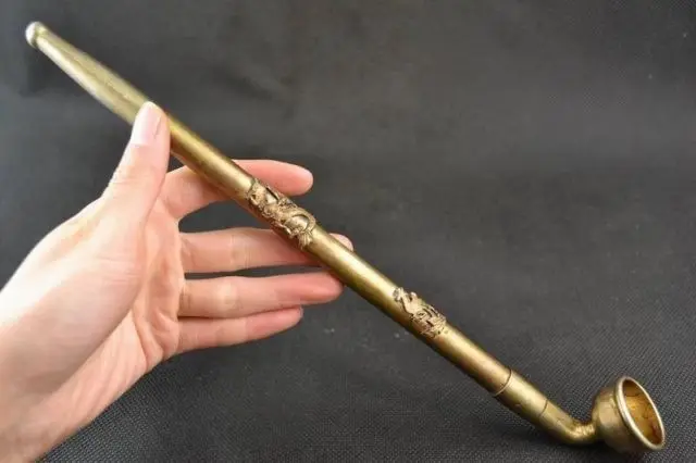 

Collectible Decorated Handwork Copper Carving Dragon Phoenix Smoking Tool