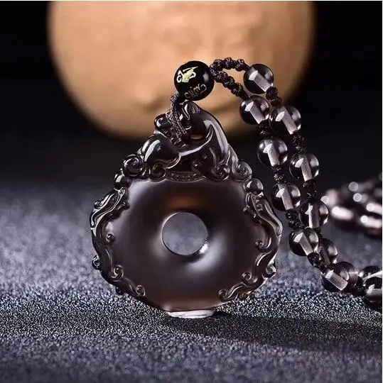 

Nature classe de glace obsidienne amulette main carven Foo chien pendentif avec mala collier de perles très rare