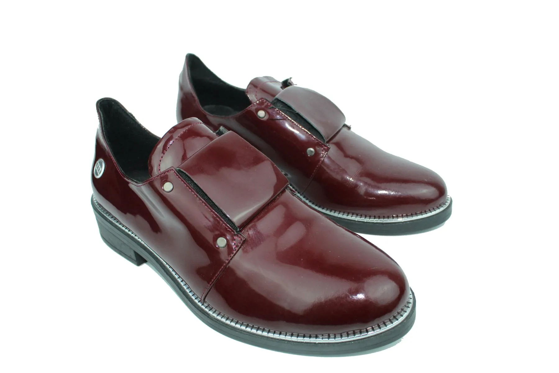

Женская прогулочная обувь ZER Shoes бордового цвета