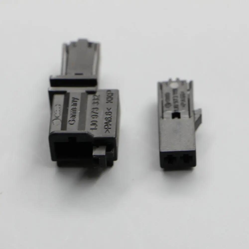 Подходит для автомобильного микрофона Bluetooth Разъем 2P разъем 1J0 973 119 1J0 973 332 автозапчасти
