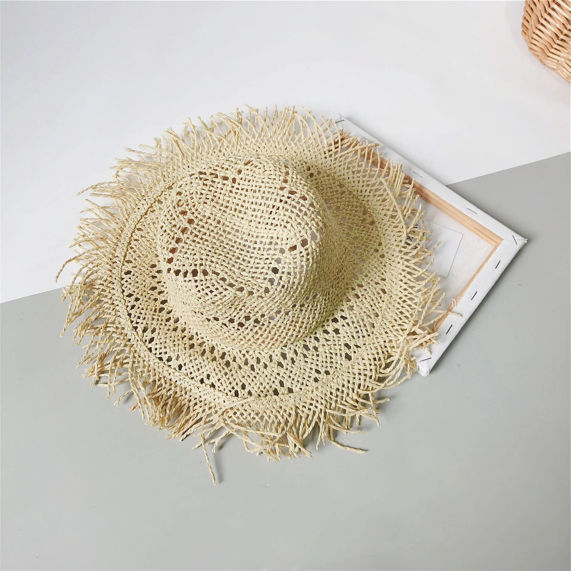 

New Cute Girl Boy Straw Hat Headdress Summer Children Baby Bucket Sun Hat Cute Sunscreen Sunscreen Beach Children Fisherman Hat