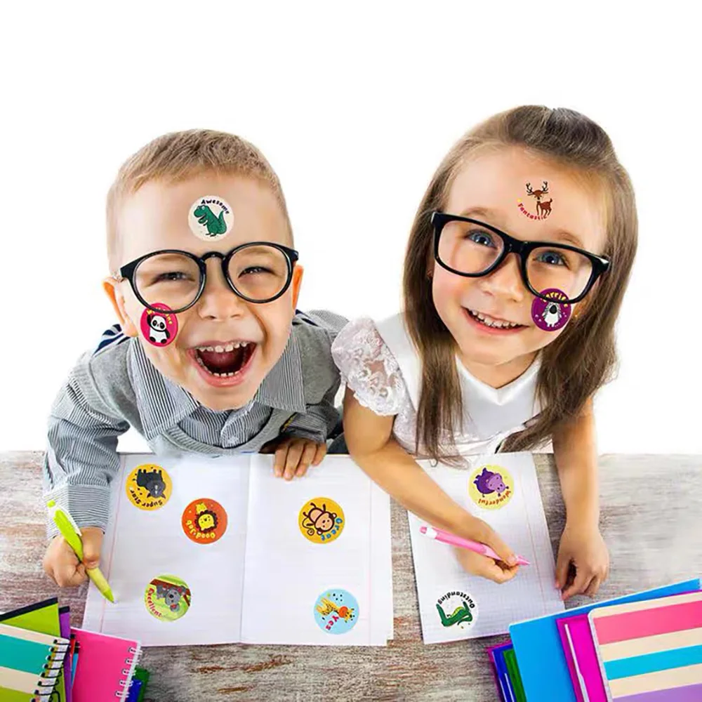 Nuevo 500 uds/rollo etiqueta engomada del Animal dise&ntilde;o de unicornio chicas aliento de sellado etiqueta recompensa Calcoman&iacute;a para ni&ntilde;os de juguete para los ni&ntilde;os regalos-1