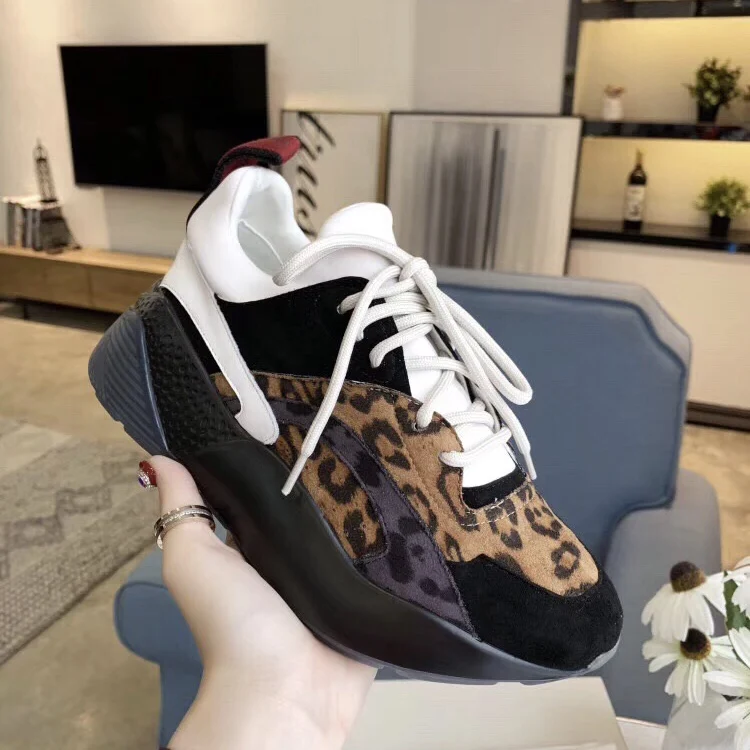 Leopard Кроссовки на танкетке из воловьей кожи и замши; кроссовки из натуральной кожи; фирменный дизайн; роскошная женская обувь; коллекция года; китайские черные кроссовки, увеличивающие рост - Цвет: Leopard
