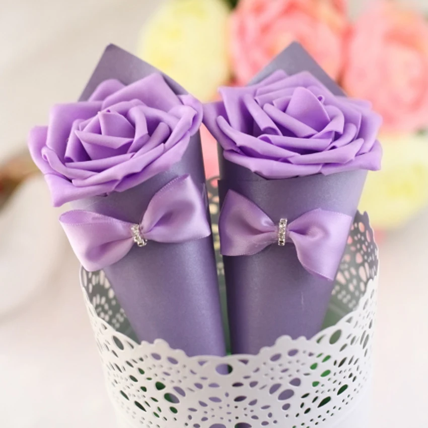 

20pcs/lot Romantic Ice cream Candy Box for Wedding Decor paperboard Wedding Favors and Gifts Box with flower & bowknot Chic