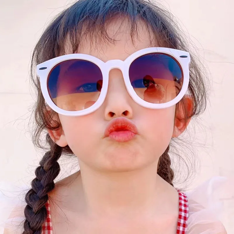 

2020 NEW arrival Vintage Round kids sunglasses Rivets UV400 children Summer Beach Travel boy&girls baby sun glasses n252