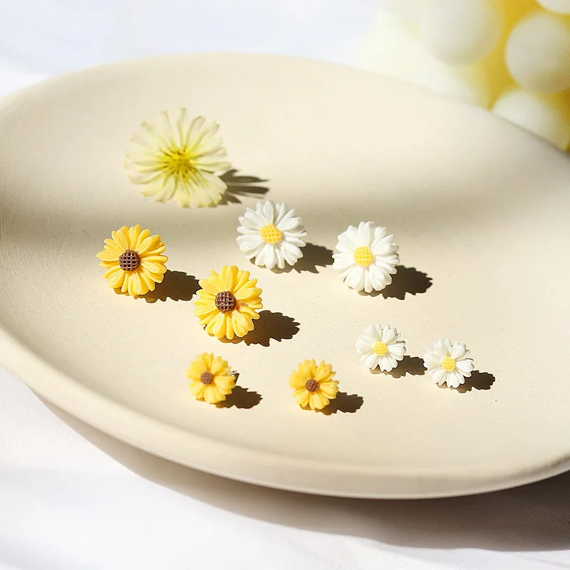 Модные маленькие серьги гвоздики|Серьги-гвоздики| |