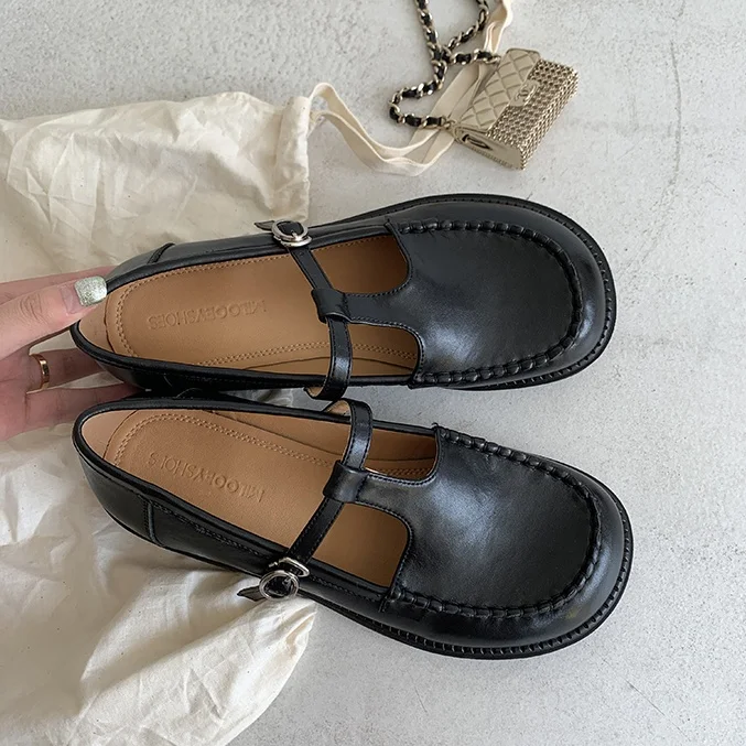 

CRRCRRCRR Women's Flat Shoes Autumn Pu Leather Soft Comfortable Casual Fashion Female Mary Janes Buckle Round Toe Women Shoes