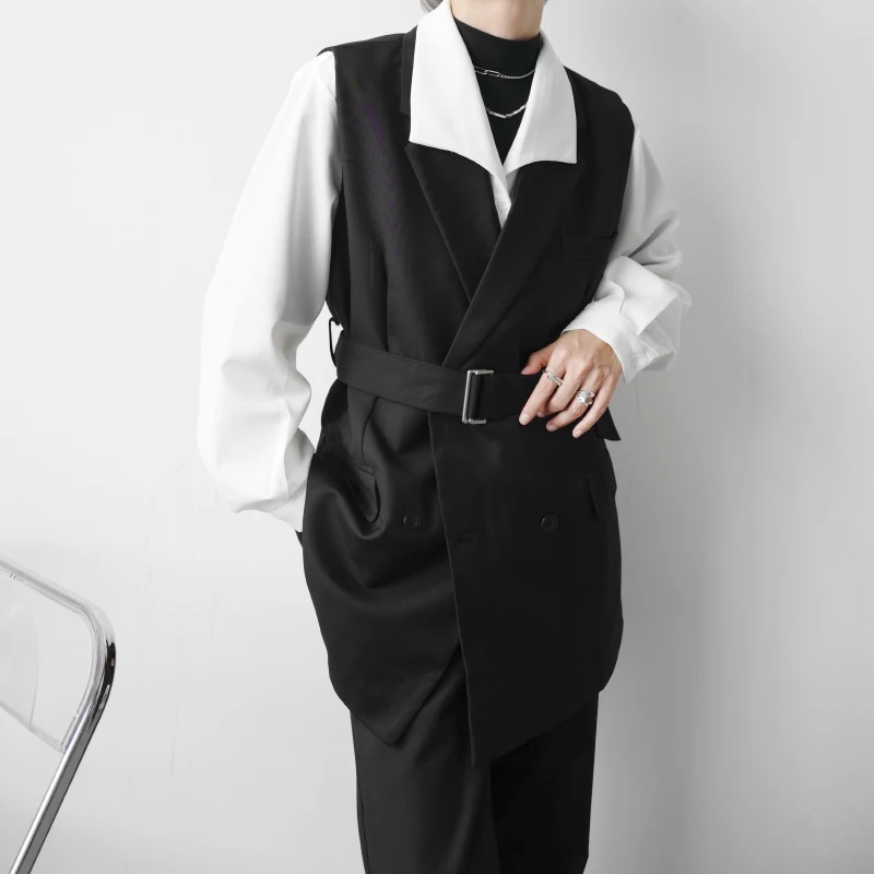Chaleco de traje de doble botonadura para hombre, ropa de calle japonesa coreana, chaleco holgado informal Vintage con cinturón de nicho, Chaqueta larga sin mangas