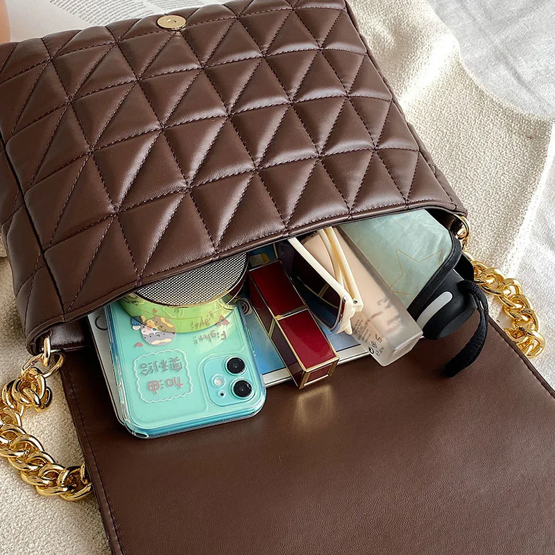 Женские сумочки на плечо с цепочкой зеленые и фиолетовые квадратные из