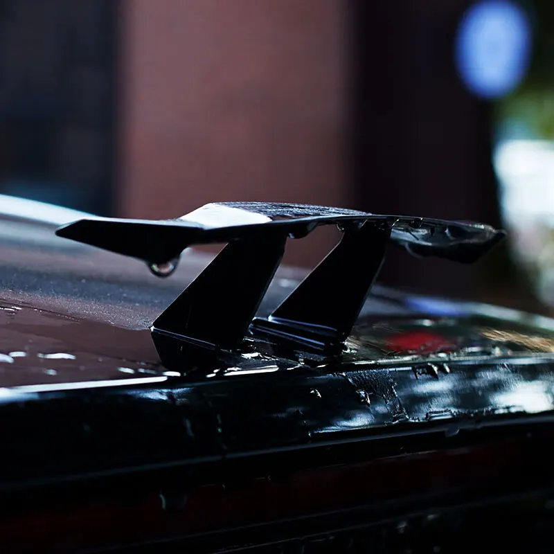 Автомобиль модифицированный мини самолет плавников хвоста:|Спойлеры и крылья| |