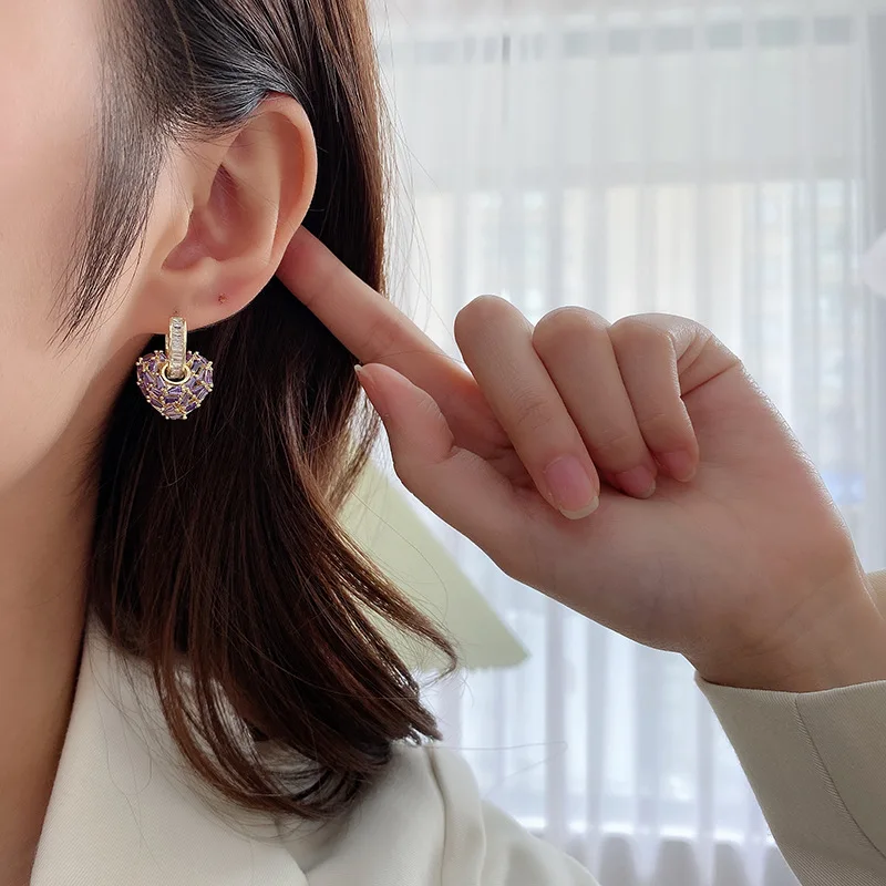 

Exquisite Sweet Heart-shaped Crystal Dangle Earrings Elegant Lady Zircon Inlay Gold Color Earrings Charm Women Cocktail Jewelry