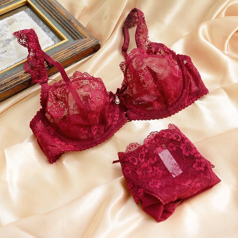 Прозрачный женский кружевной бюстгальтер на косточках с цветочной вышивкой и