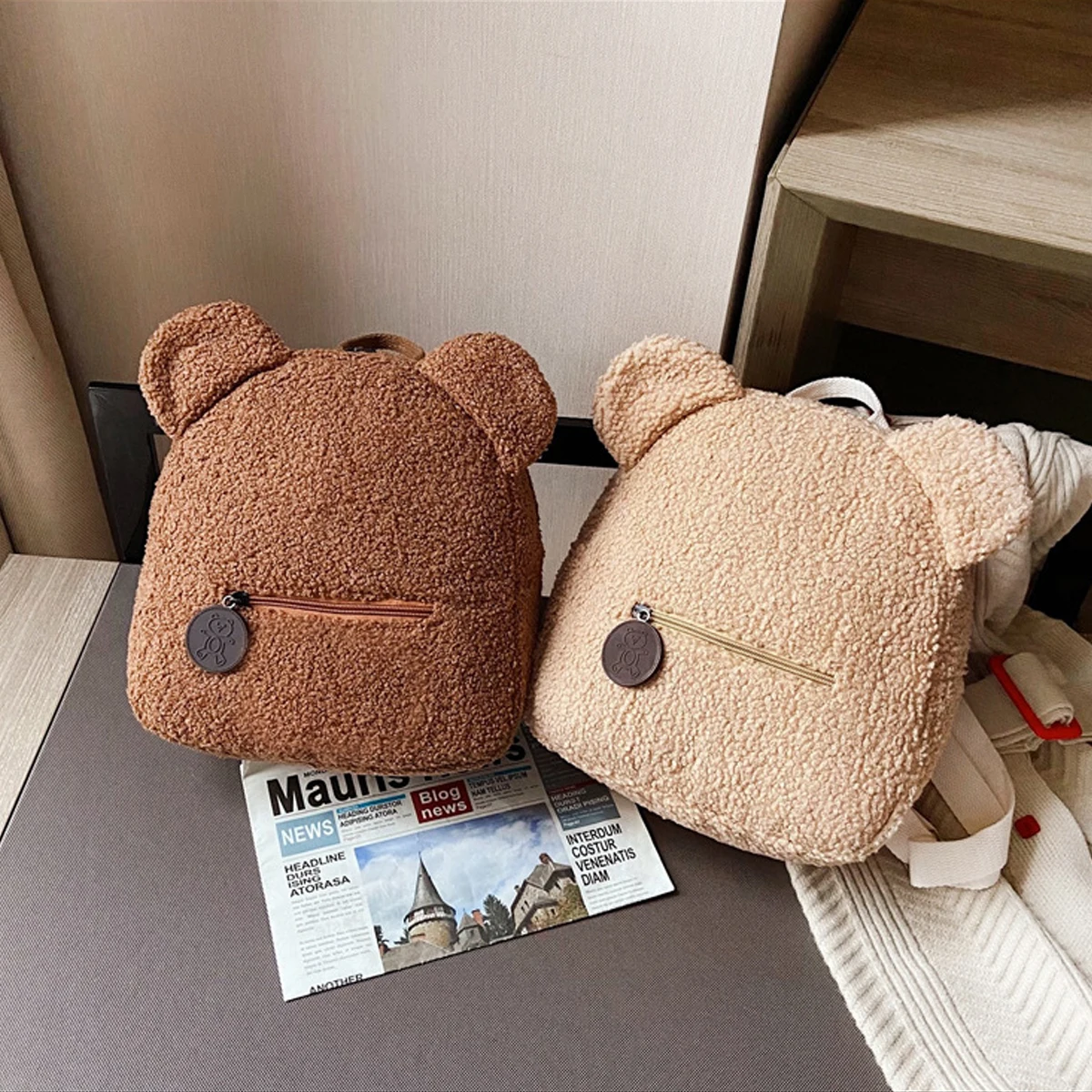 

Plush Fleece Bear Eyes Backpack Women Girls Solid Color Fashion Cute Bear Ear Warm Small Lambswool Daypack Casual Streetwear