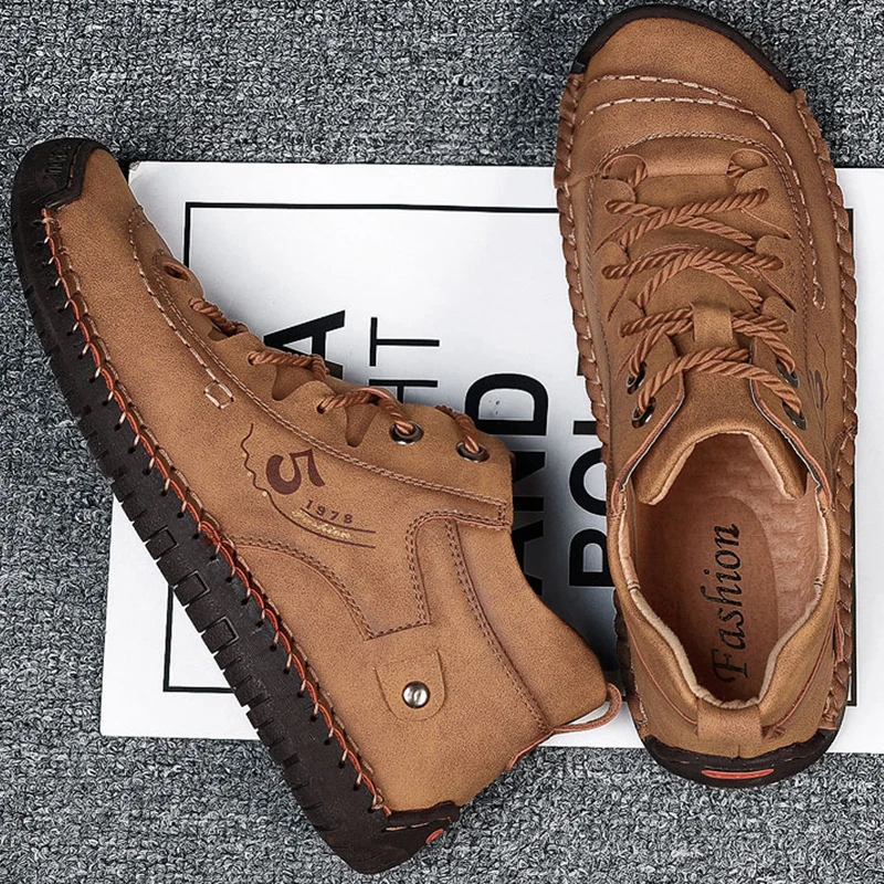 

Dark Brown Lace-up Breathable Soft Sole Casual Shoes Fashion Winter Korean Comfort Plus Velvet Men Shoes All-Match Martin Boots