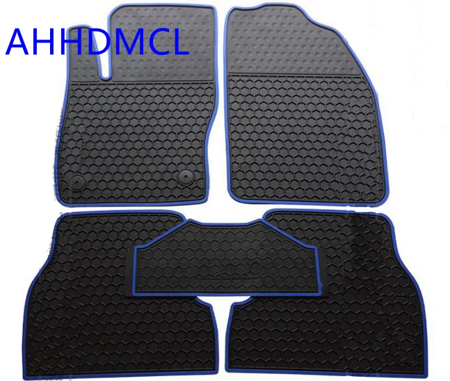 Автомобильные резиновые коврики Нескользящие для ног Ford Focus 2005 2006 2007 2008 2009 2010 2011