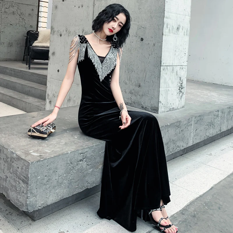 

2021 New Elegant Velour Mermaid Evening Dresses Long V-Neck Backless Evening Gown Exquisite Crystal Fashion Formal Prom Dress