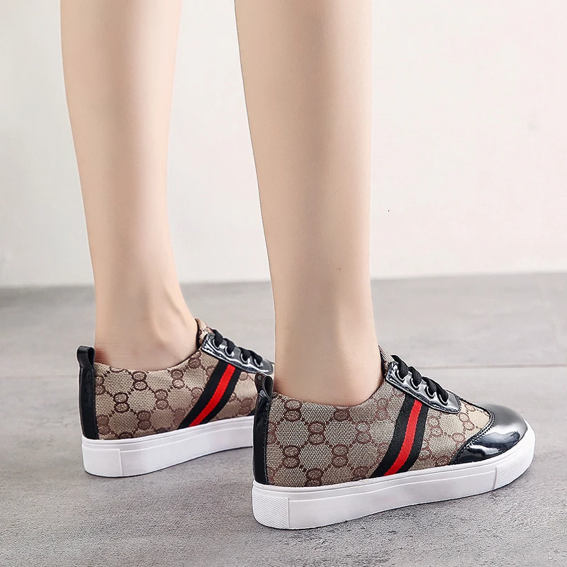 Ботинки из ПУ-кожи на шнуровке женские туфли удобные дамские плоской подошве