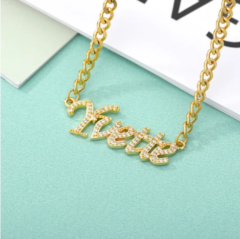 Custom Personalized Letter Name Pendant Necklace Custom Name Zircon Inlaid Zircon Special Gifts Stylish and Elegant for Friends