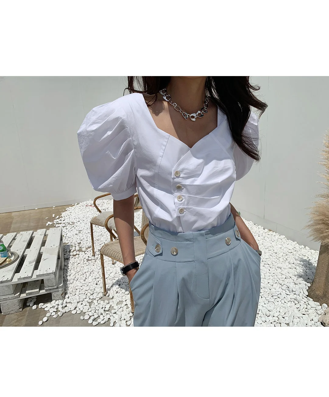 

Fashion 2021 Summer Women Casual Solid Puff Sleeve Top Shirts Sexy V-neck Button Asymmetry Fold Korean Blouses