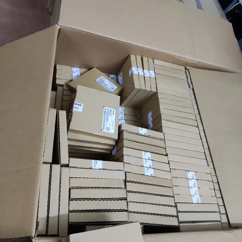 100 шт. LA E65F LAE65F PLCC-4 общий анод 3528 50mA 2 15 V 6275mcd 617NM желтый красный ла E65F-CBEA-24-3A4B-Z Угол