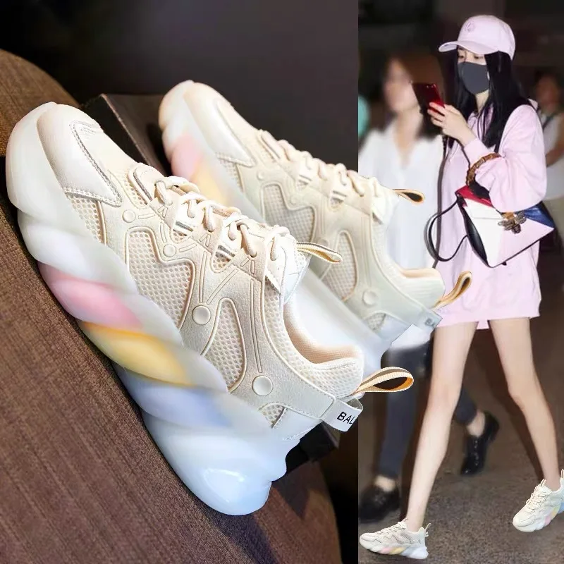 

Женские кроссовки с радужной подошвой, новинка весны 2021, повседневная сетчатая красная универсальная спортивная женская обувь на толстой п...