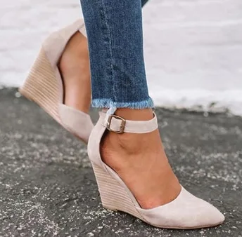 

Women's shoes with large slope heel belt and sandals buckle in 2021