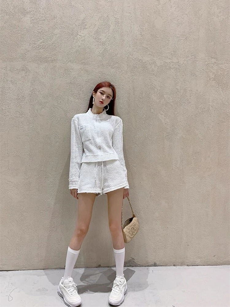 

2021 new Korean chic fashion sporty sunscreen jacket shorts two piece suit women's summer