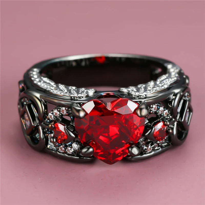 

Dainty Female Heart Crystal Stone Ring Charm 14KT Black Gold Wedding Rings For Women Cute Red Zircon Stone Engagement Ring