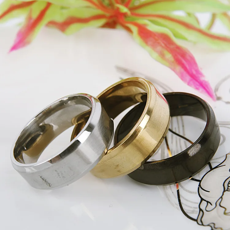 

Men's and women's fashion couple ring proposal ring accessories black rose gold ring titanium steel