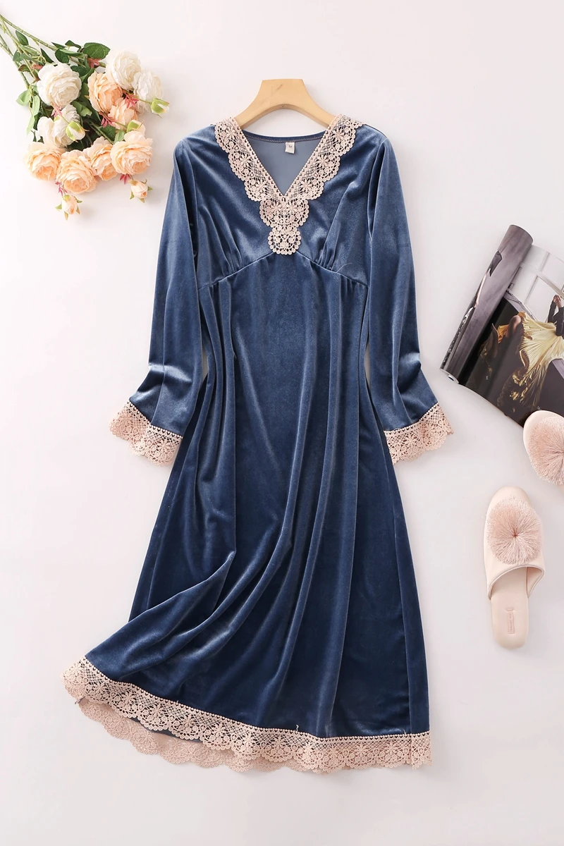 

Harajpee Women Pajama 2021 Spring Autumn French Vintage Temperament Golden Velvet Lace V-Neck Solid Color Sexy Sweet Nightdress
