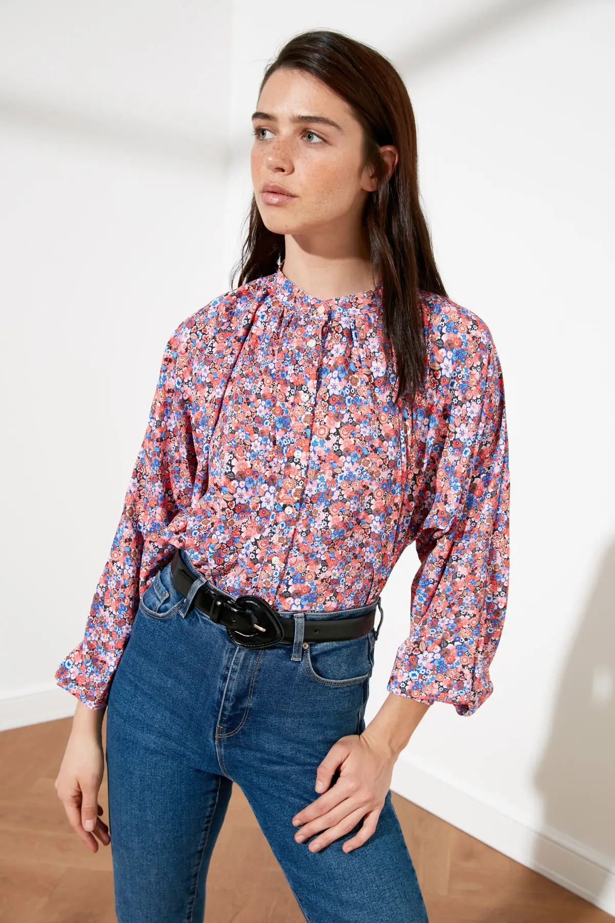 

Trendyol Upright Collar Shirt TWOSS21GO0008