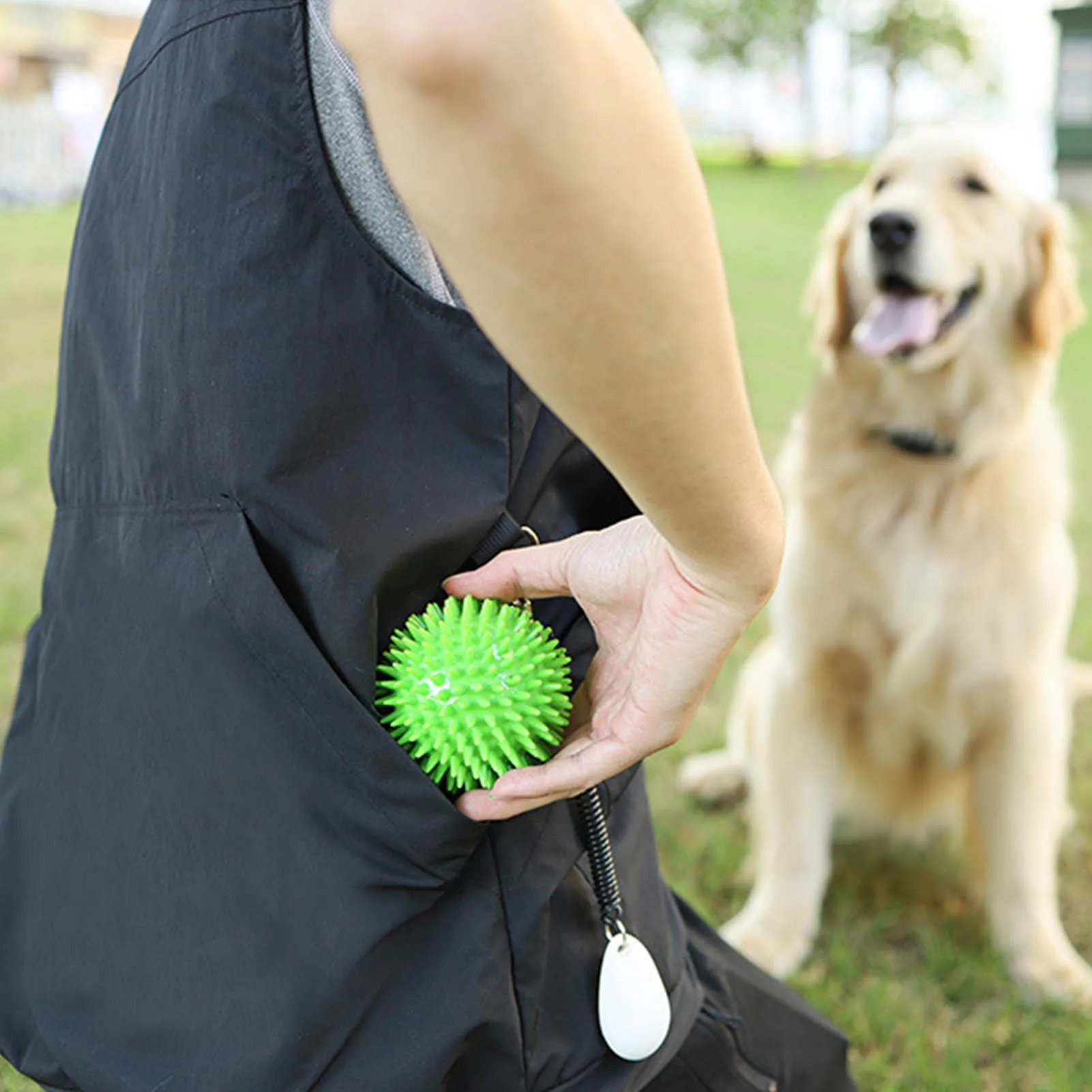 

Trainer Vest Fishing Vests with Large Pockets for Dog Trainer