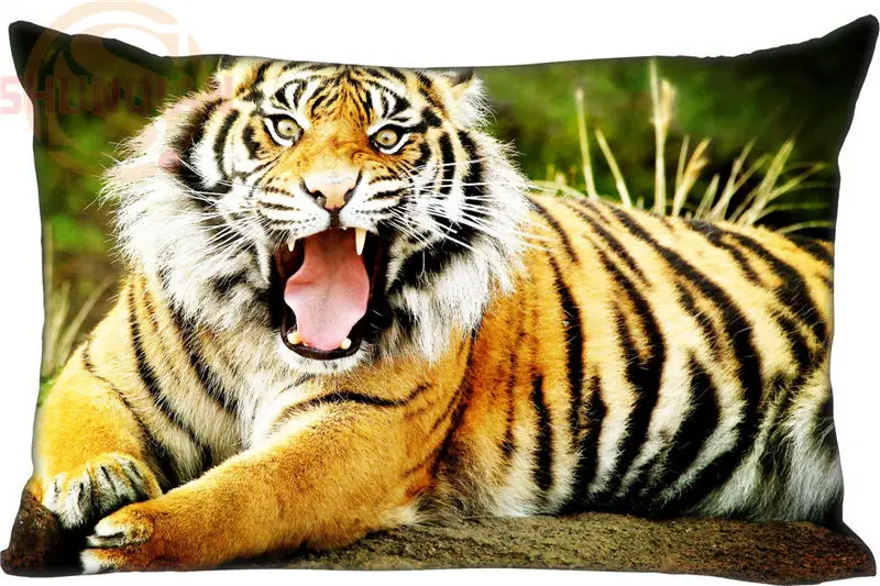 Наволочка под заказ 45x35 см (одна сторона) тигр прямоугольная молния Удобная