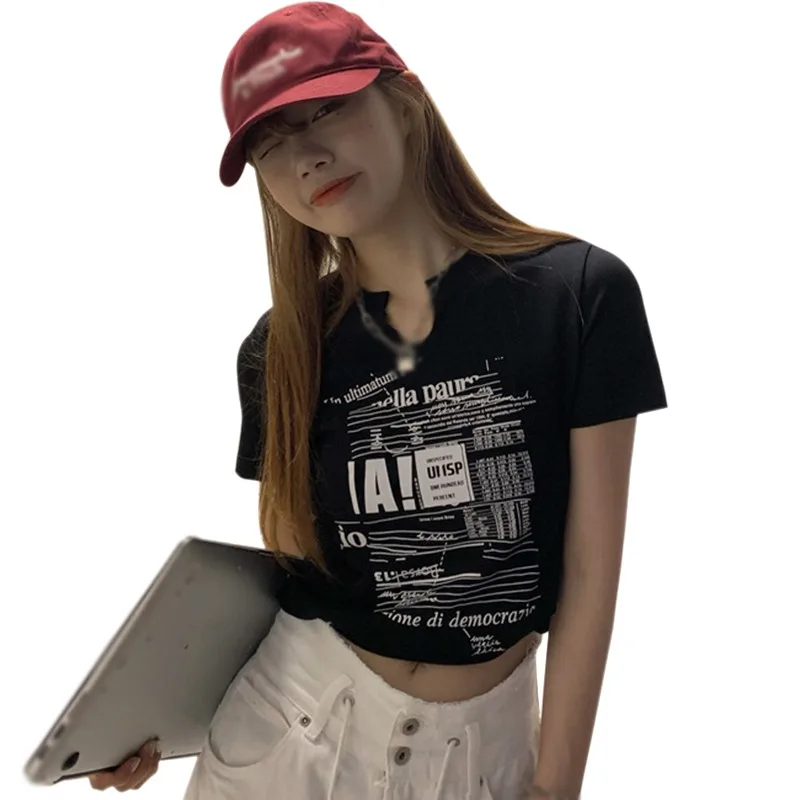 

Женская футболка с коротким рукавом, V-образным вырезом и принтом букв