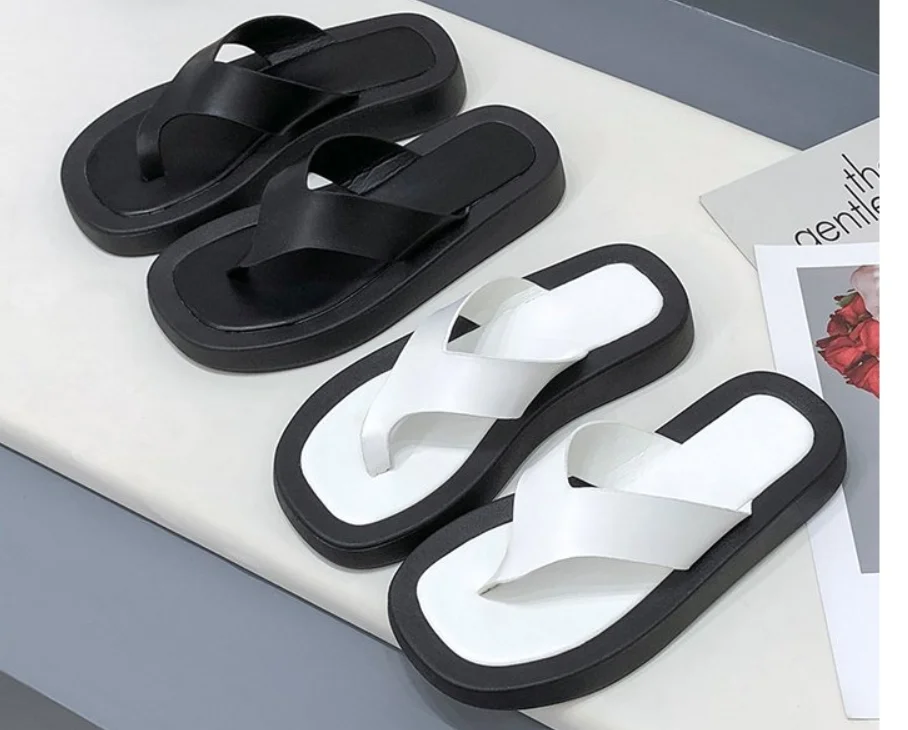 

Breathable Woman Slippers Solid Color Wedges Summer Women Shoes Flat Slippers Outdoor Beach Flip Flops