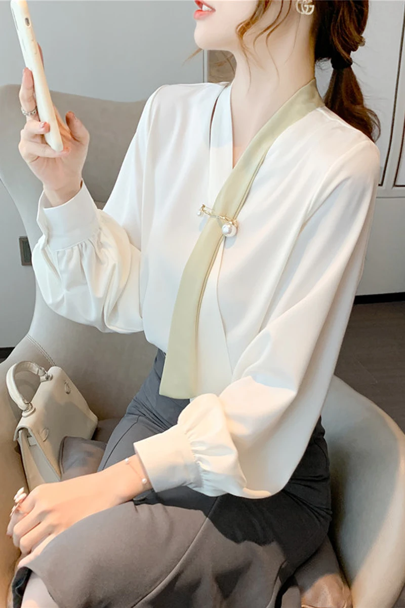 

White Shirt Women's Long-sleeved Blouse New Autumn V-neck All-match Fashion Korean Style Chic Tie Temperament Chiffon Shirt