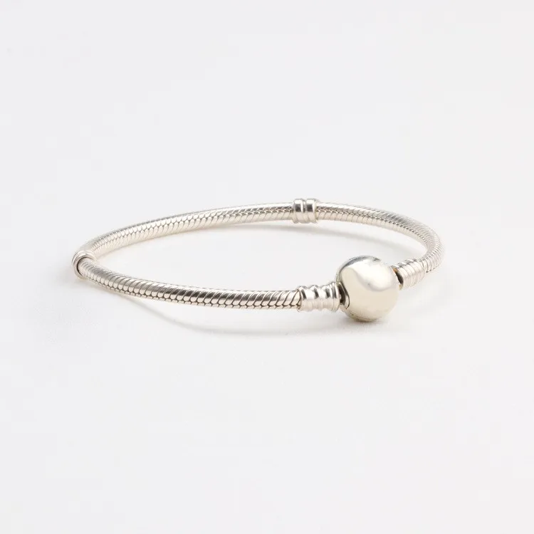 

Original 925 Sterling Silver Pan Bracelet Shiny Round Classic Button Pan Bracelet Fit European Charm Bracelets Women Jewelry