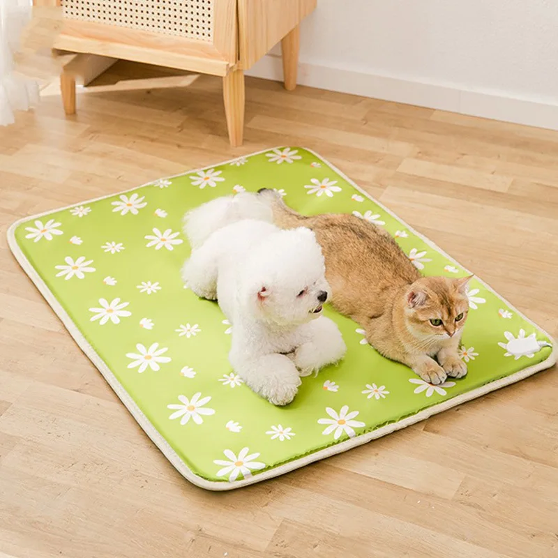 

Pet Electric Blanket Dog Heating Pad Cat Mat Constant Temperature Waterproof Anti-leakage Winter Warmth Small Heater Pet Bed Dog